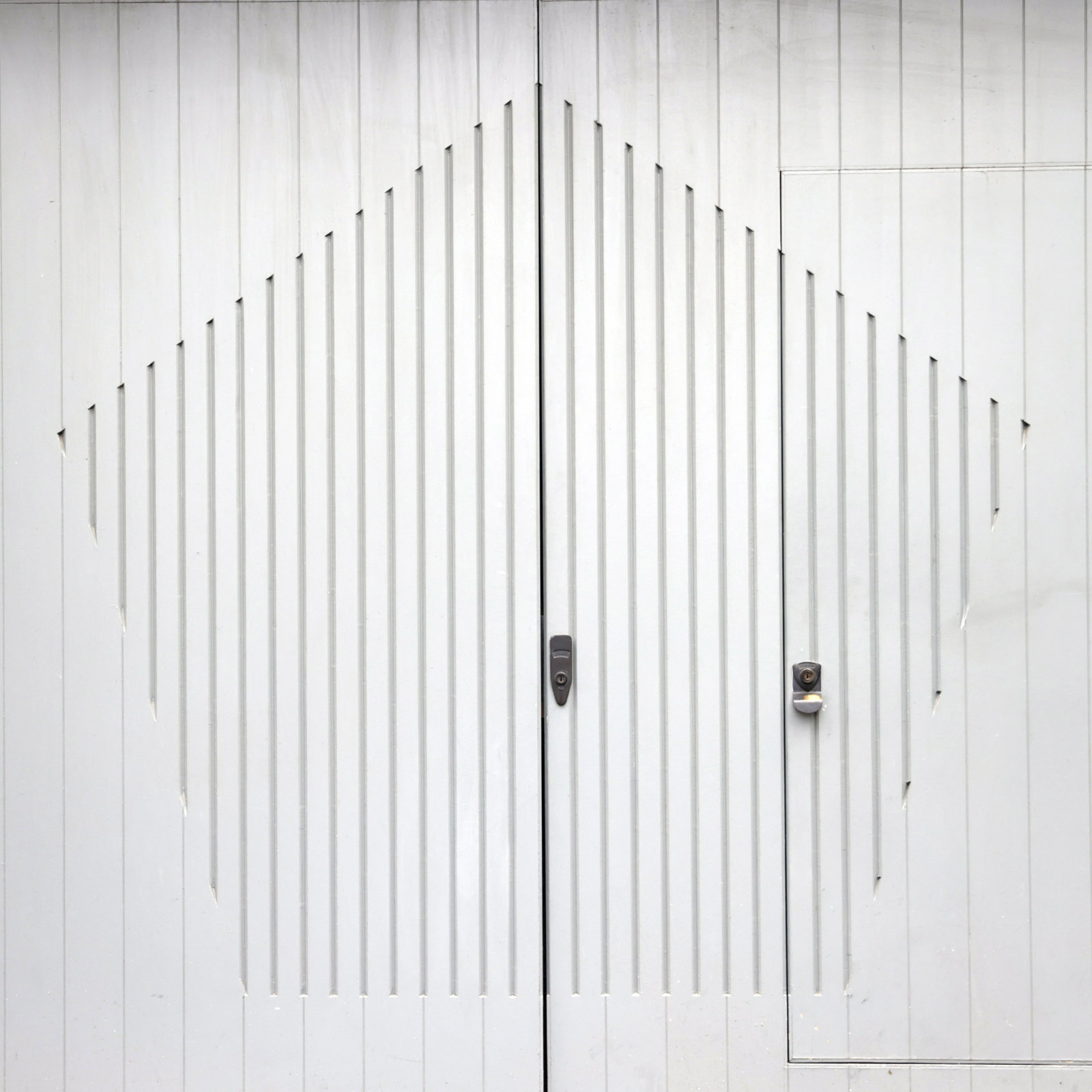 Pentagon Double Doors Square